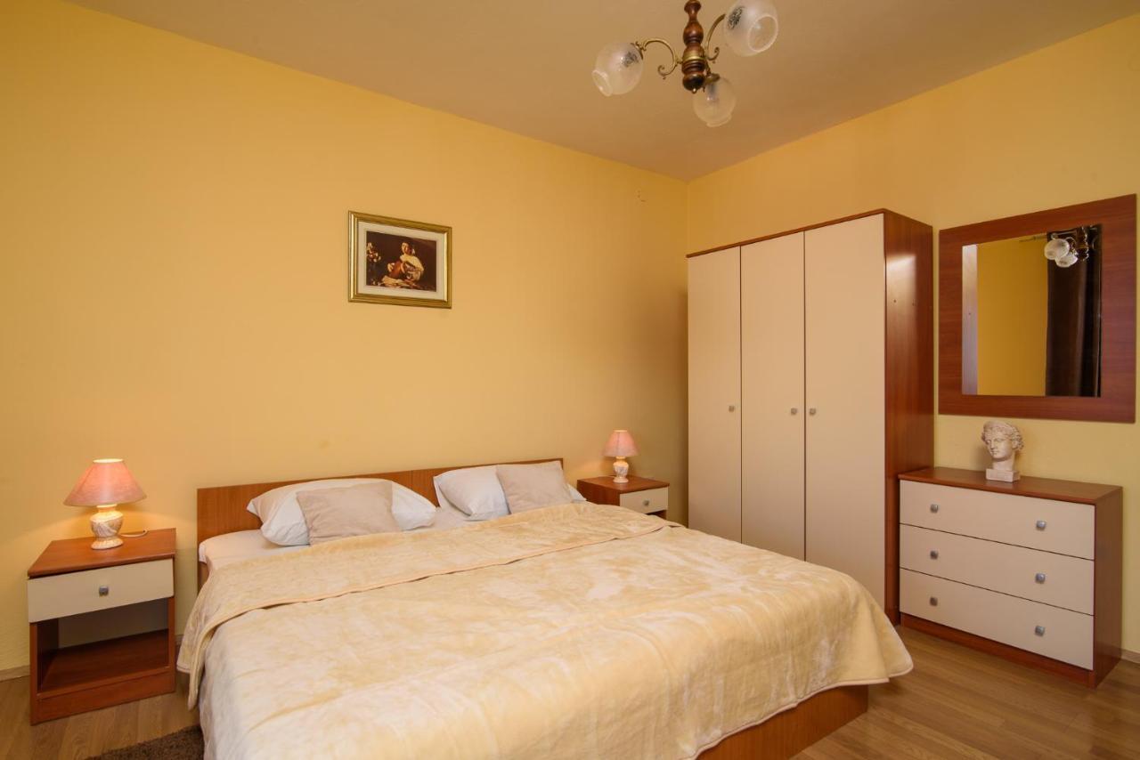 Karmen 2 Trogir