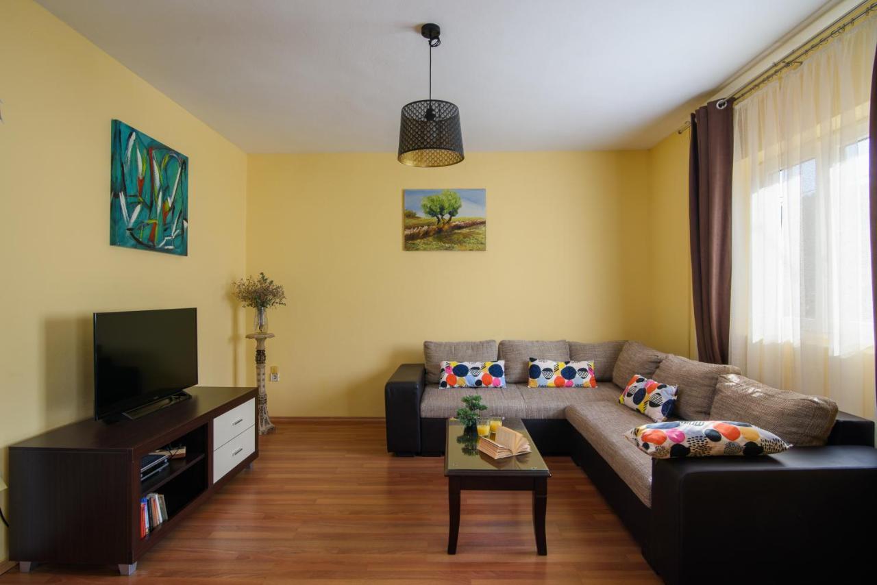 Apartment Karmen 2
